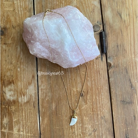 Mother of Pearl Necklace Horn Carved Shell BOHO Gold - Picture 16 of 16